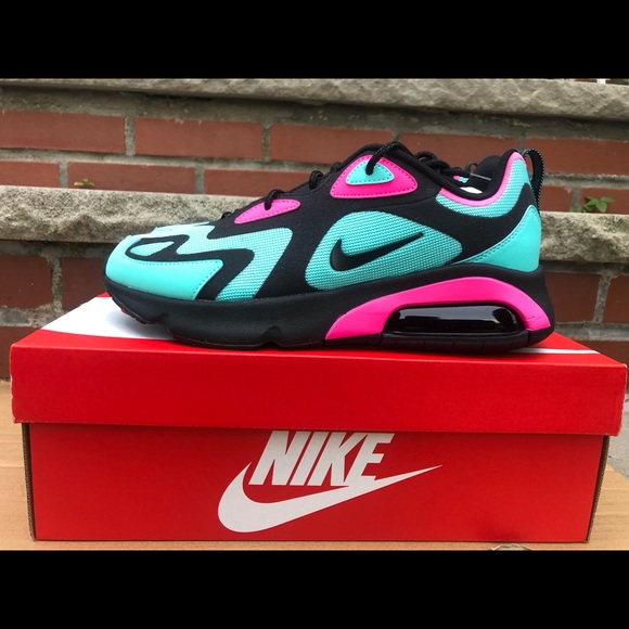 Nike Air Max 200. New in Box - Picture 2 of 8